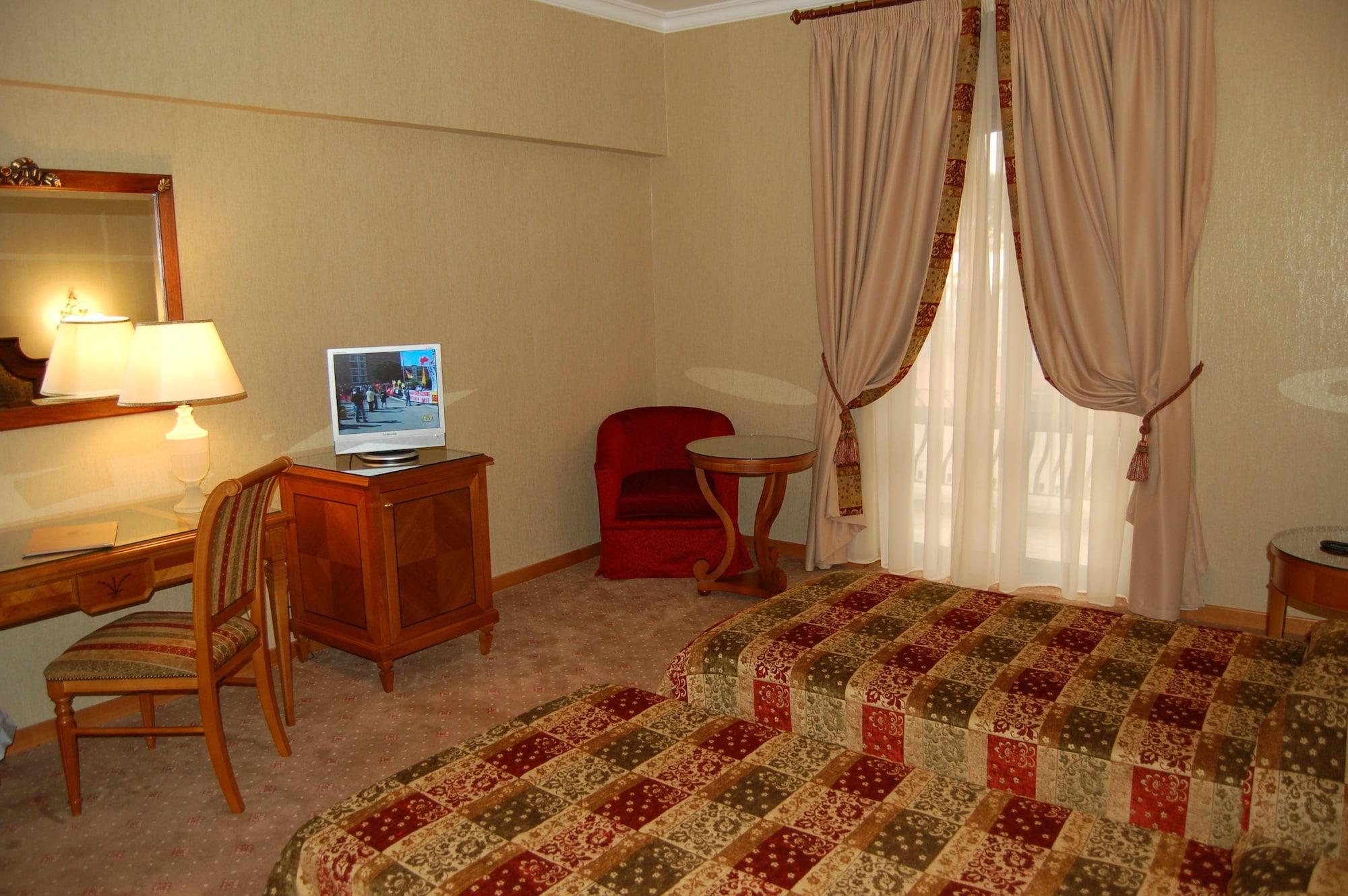 Grand Hotel Helio Cabala Marino Buitenkant foto