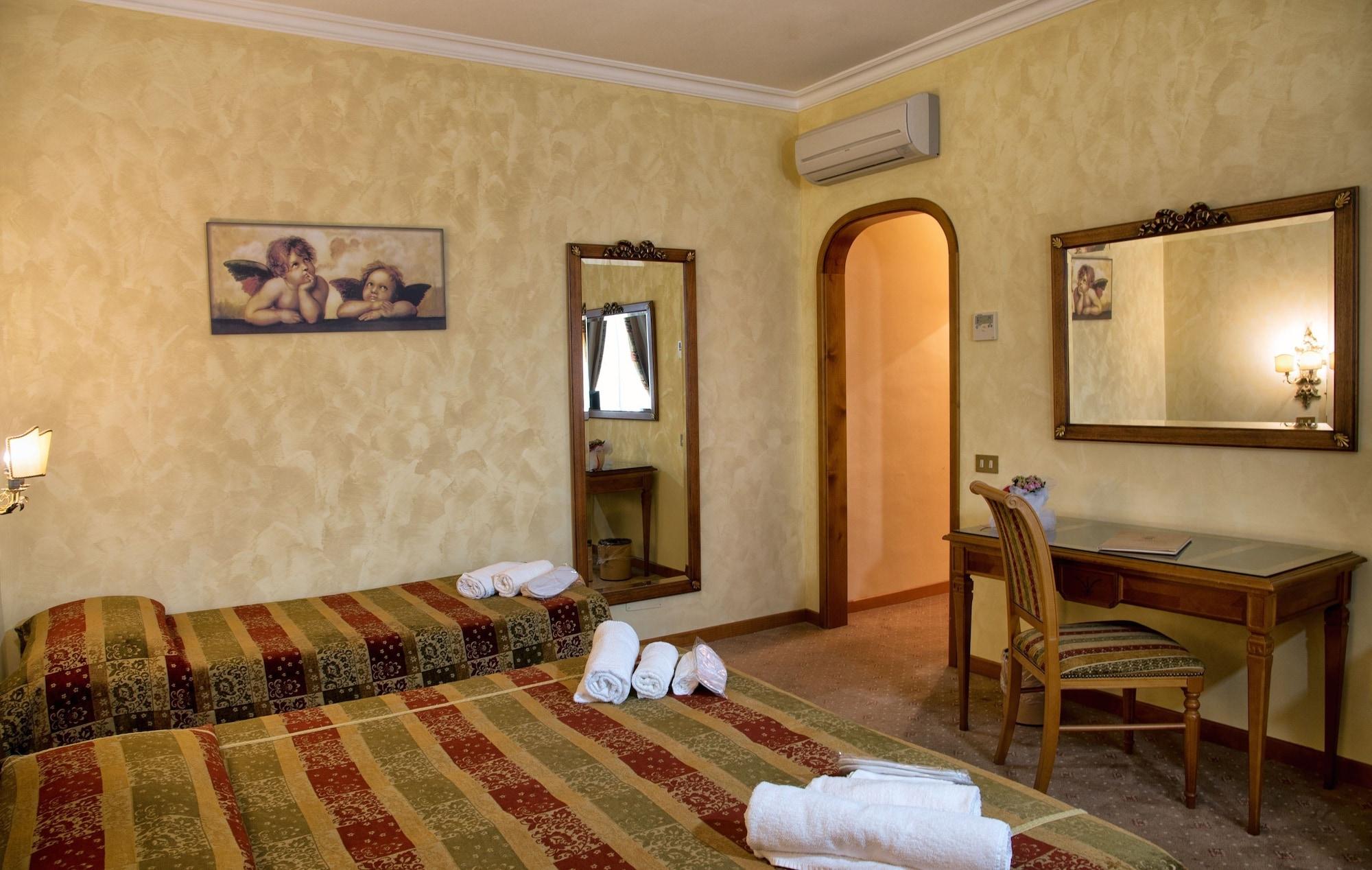 Grand Hotel Helio Cabala Marino Buitenkant foto