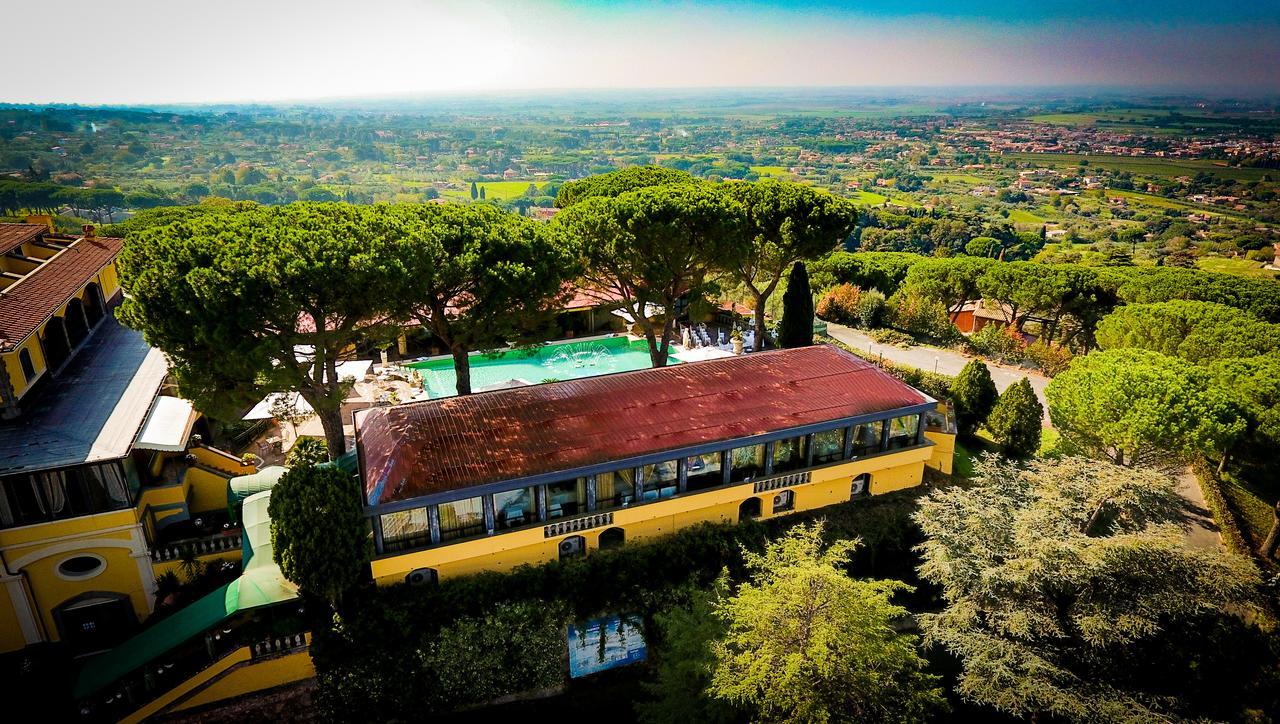 Grand Hotel Helio Cabala Marino Buitenkant foto